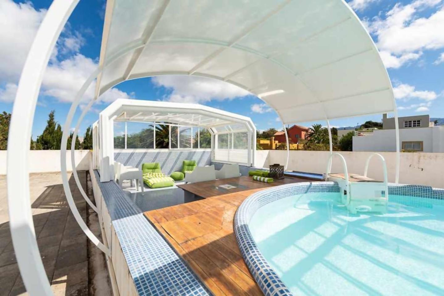 Amplia Villa De Lujo Con Piscina Climatizada Las Palmas de Gran Canaria Kültér fotó